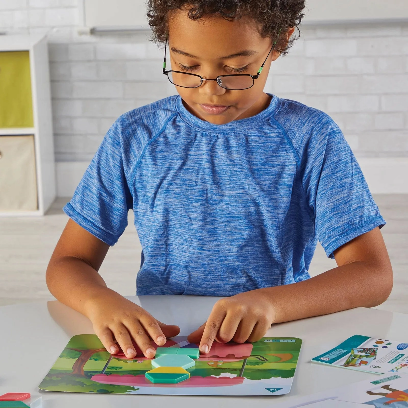 hand2Mind  Seasons & Weather Pattern Block Puzzle Set