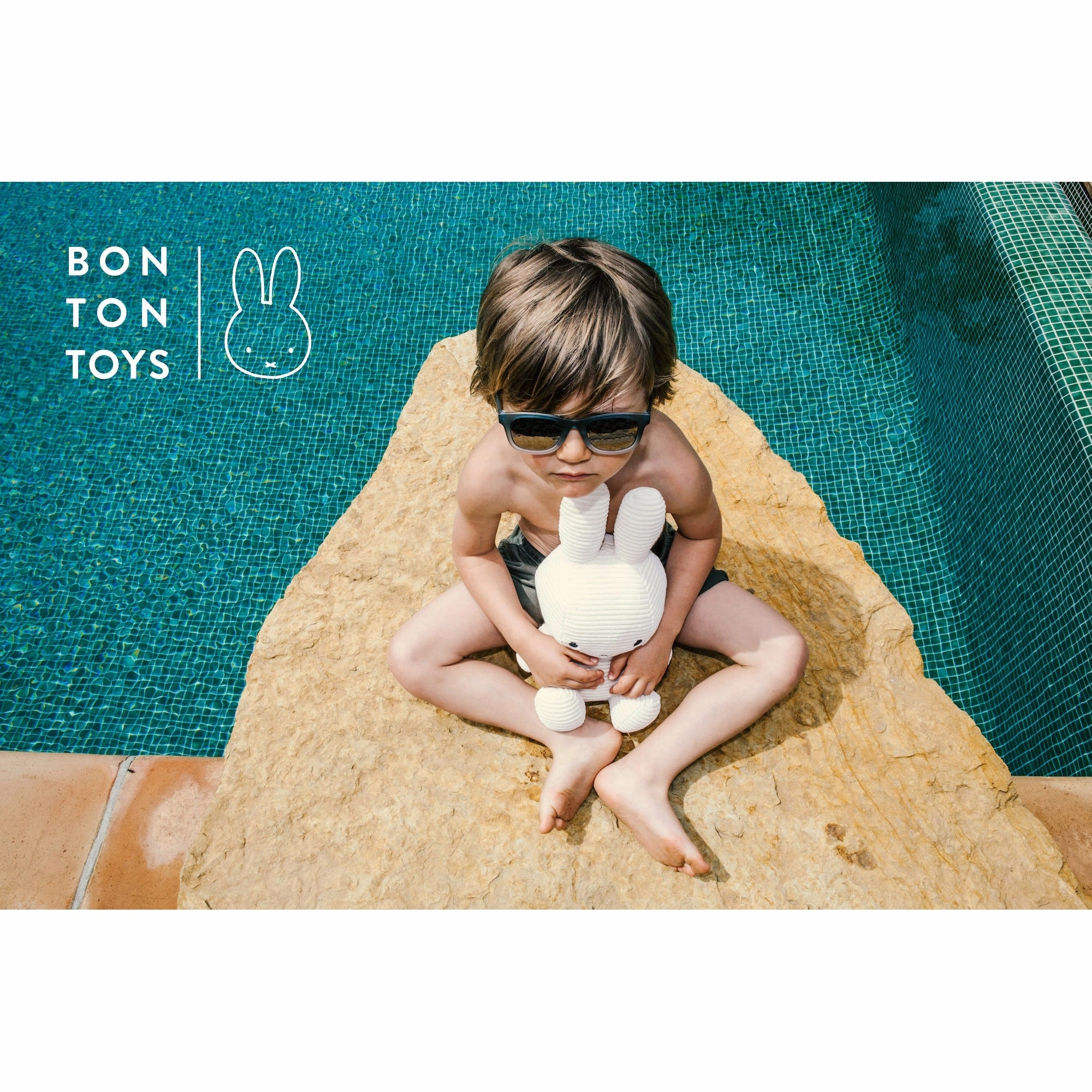 Miffy Sitting Corduroy - Off White